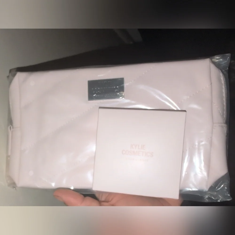 Kylie Cosmetics Pink Bag And Mirror Bundle